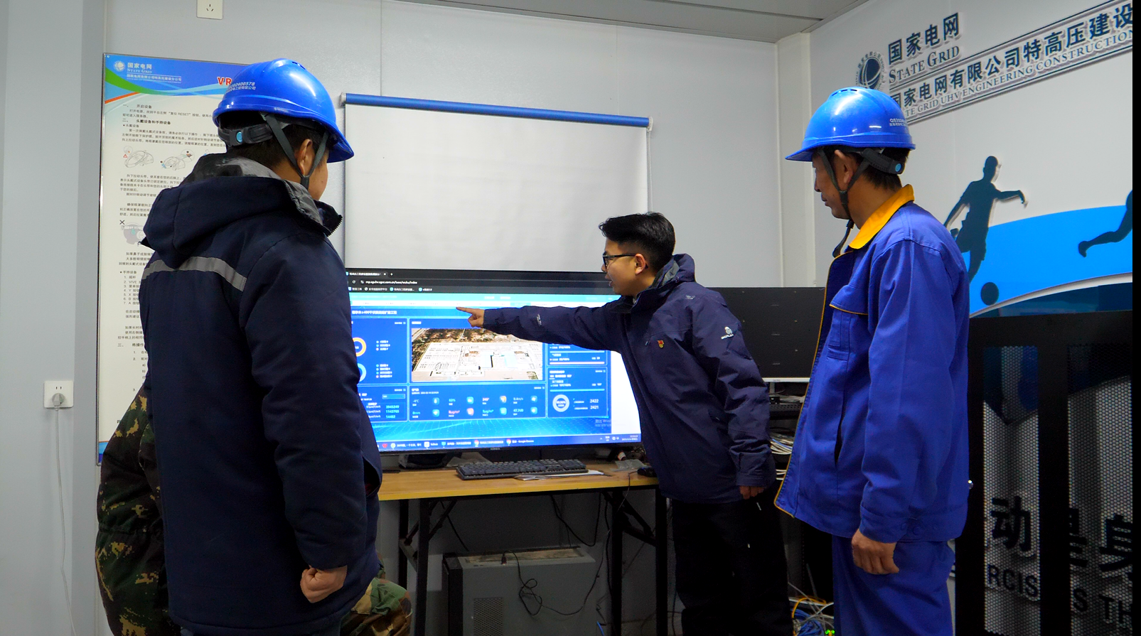 格尔木±400千伏换流站扩建工程进入关键阶段